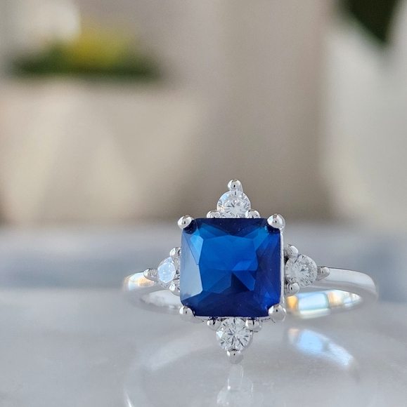 Blue Sapphire Gemstone ring, size 7, 925 Sterling Silver Charmed Aroma - Picture 2 of 7